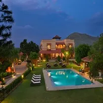 Royal Retreat Resort